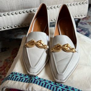 Tory Burch Jessa Pointy Toe Pumps in Feather White